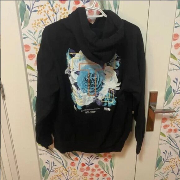 Truth + Theory Black Floral Graphic Hoodie – Size L – Streetwear LA Style - Picture 6 of 10
